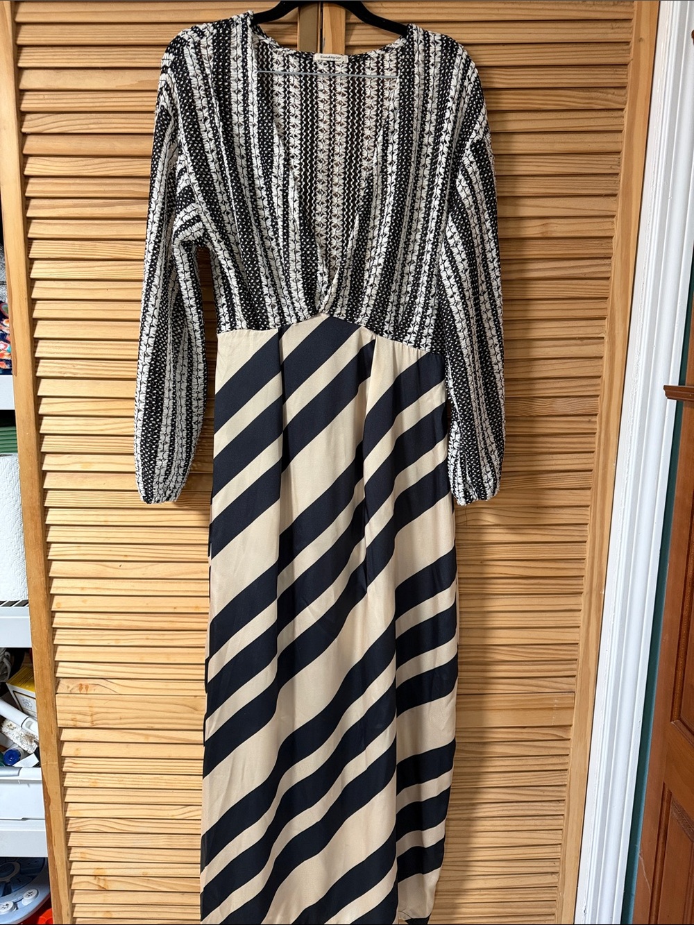 Black and Cream Mixed-Print Long Sleeve Maxi Dress